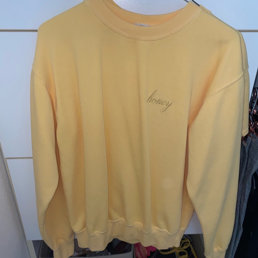 Honey crew neck